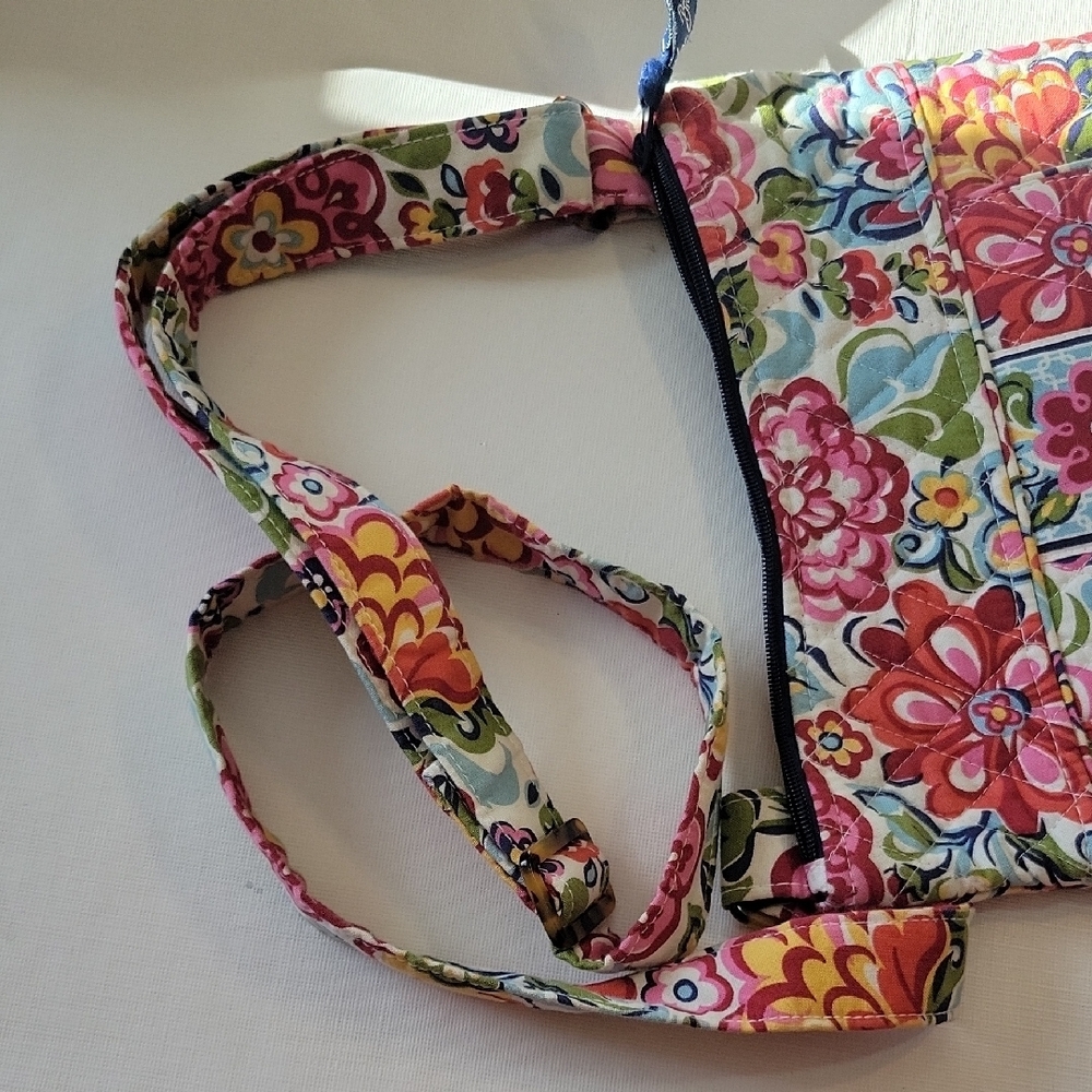 Vera Bradley Crossbody Bag - Picture 2 of 5